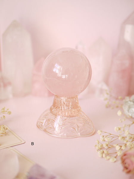 Individual Vintage Peachy Pink Scalloped Edge Candlestick Holder | Sphere Stand