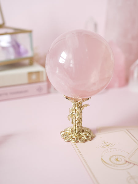 Birds of the Castle Stand